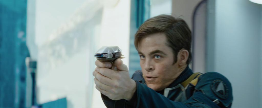 Star Trek Beyond Teaser Screenshot Chris Pine Captain Kirk Phaser Turn The Right Corner